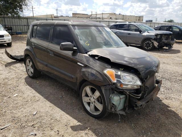 KIA SOUL + 2010 with VIN KNDJT2A29A7047057 - Photo from auction