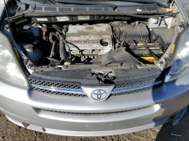 Photo 7 from auction – 2004 TOYOTA SIENNA XLE with VIN 5TDBA22C44S022935
