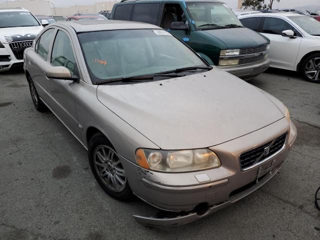 VOLVO S60 2005 with VIN YV1RS640752475200 - Photo from auction
