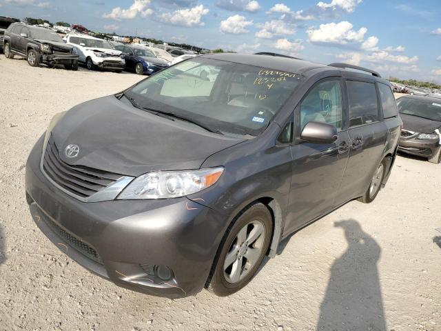 Photo 2 from auction – 2015 TOYOTA SIENNA LE with VIN 5TDKK3DC4FS566483