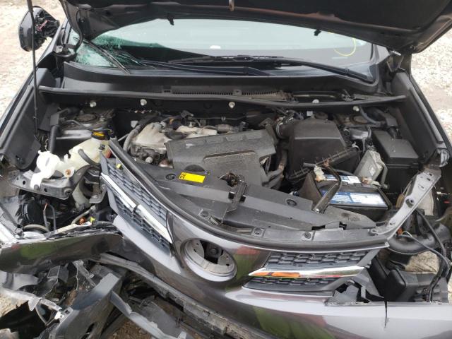 Photo 7 from auction – 2015 TOYOTA RAV4 LE with VIN 2T3BFREV6FW277773