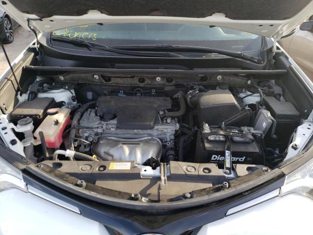 Photo 7 from auction – 2016 TOYOTA RAV4 LE with VIN JTMZFREV5GJ075277