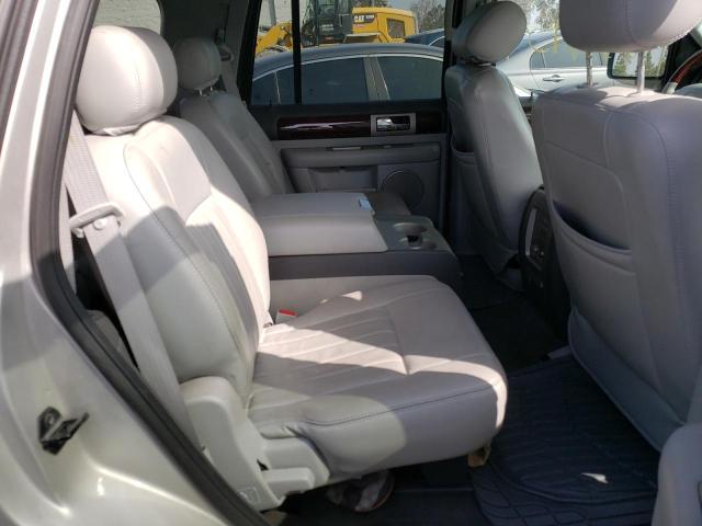 Photo 6 from auction – 2004 LINCOLN NAVIGATOR with VIN 5LMFU27R14LJ32373