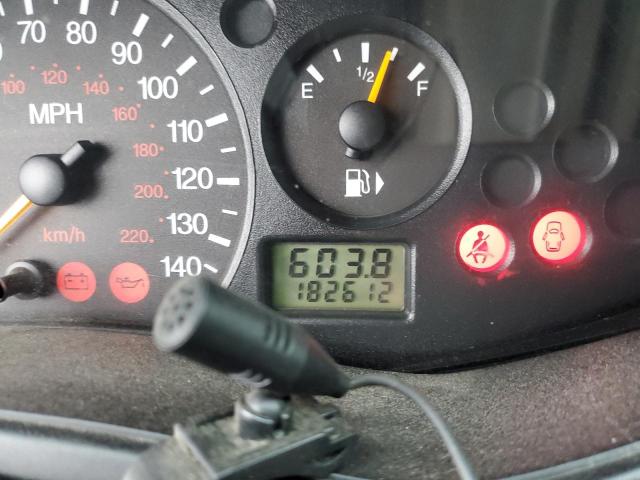 Photo 8 from auction – 2002 FORD FOCUS SE with VIN 1FAFP36332W153681