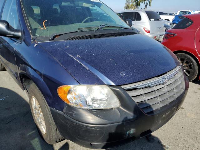 Photo 9 from auction – 2005 CHRYSLER TOWN & COU with VIN 2C4GP44R35R538179