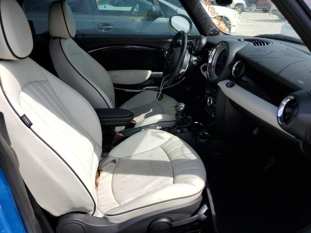 Photo 5 from auction – 2011 MINI COOPER S with VIN WMWZP3C53BTX82529