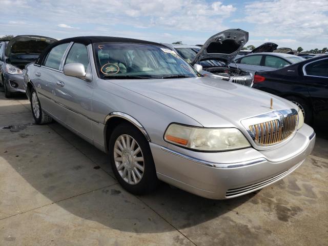 Photo 1 from auction – 2004 LINCOLN TOWN CAR U with VIN 1LNHM83W84Y685616