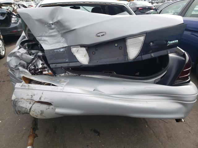 Photo 9 from auction – 2011 FORD CROWN VICT with VIN 2FABP7BV7BX104677
