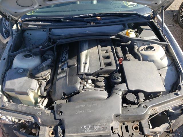Photo 7 from auction – 2004 BMW 325 I with VIN WBAET37474NJ82695