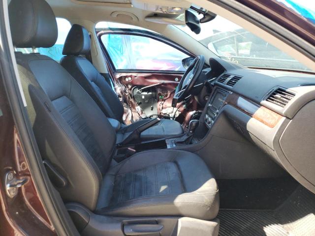 Photo 5 from auction – 2012 VOLKSWAGEN PASSAT SEL with VIN 1VWCH7A31CC074177