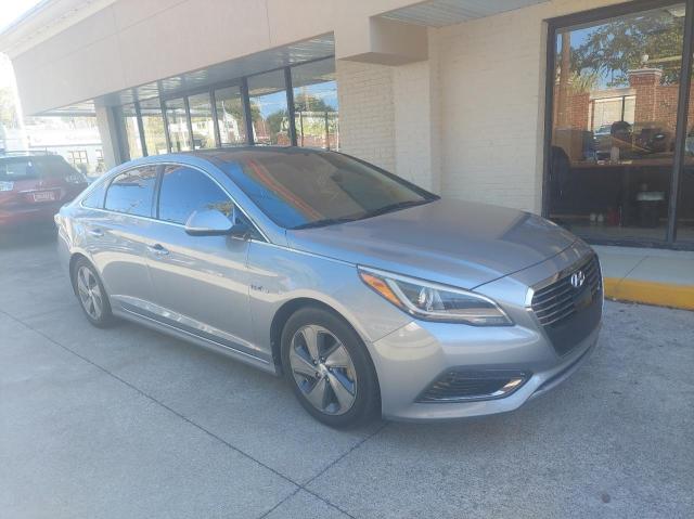 HYUNDAI SONATA HYB 2016 with VIN KMHE34L18GA010185 - Photo from auction