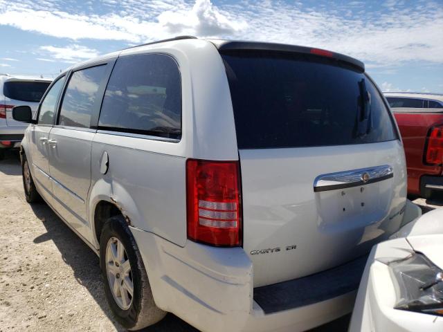 Photo 3 from auction – 2010 CHRYSLER TOWN & COU with VIN 2A4RR5D14AR176452