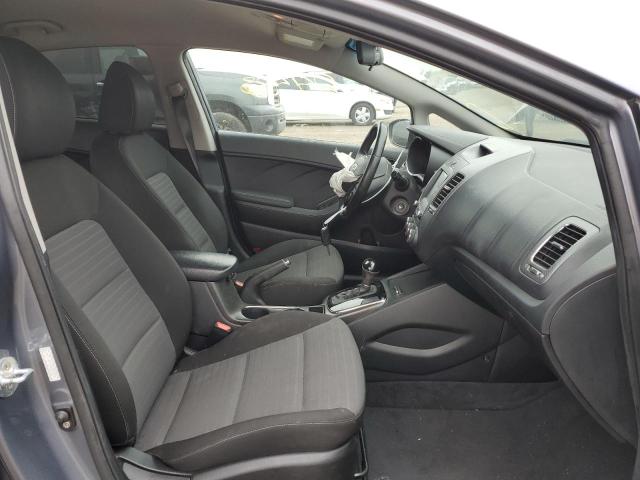 Photo 5 from auction – 2017 KIA FORTE LX with VIN 3KPFL4A71HE031359
