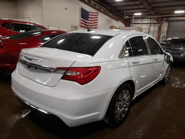 Photo 4 from auction – 2014 CHRYSLER 200 LX with VIN 1C3CCBAB2EN121806