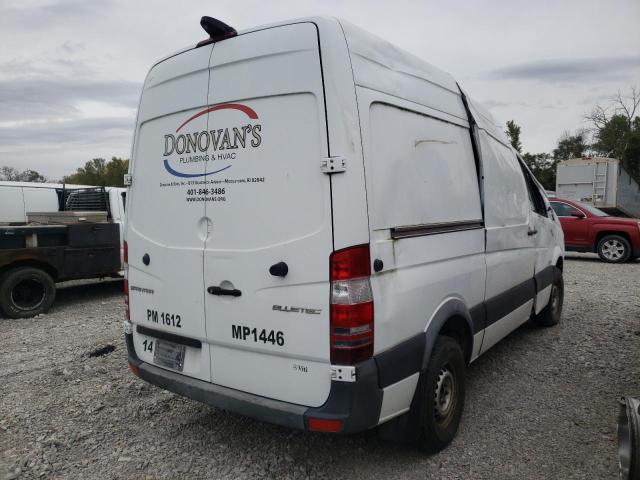 Photo 4 from auction – 2015 MERCEDES-BENZ SPRINTER 2 with VIN WD3PE7DC3FP166262