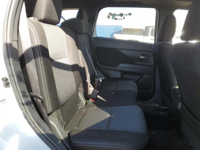 Photo 6 from auction – 2018 MITSUBISHI OUTLANDER with VIN JA4AZ3A32JZ028524