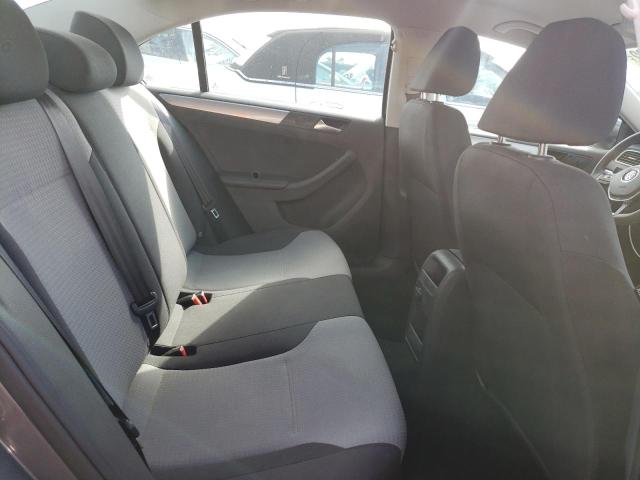 Photo 6 from auction – 2017 VOLKSWAGEN JETTA S with VIN 3VW2B7AJ2HM310918