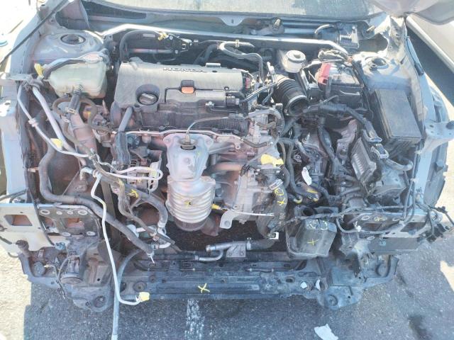 Photo 7 from auction – 2018 HONDA CIVIC LX with VIN 2HGFC2F59JH535942