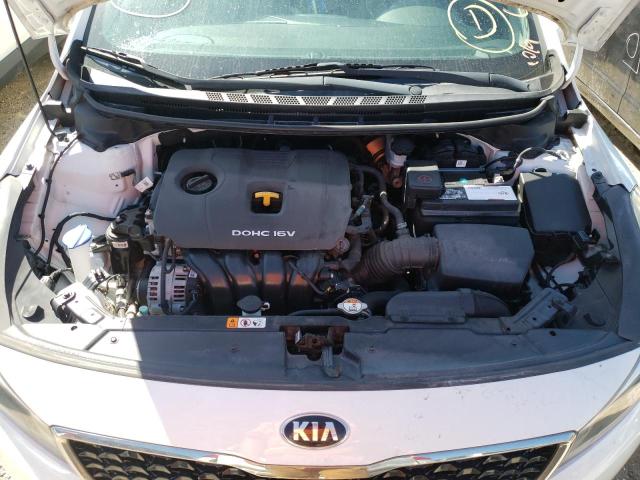 Photo 7 from auction – 2017 KIA FORTE LX with VIN 3KPFK4A79HE108126