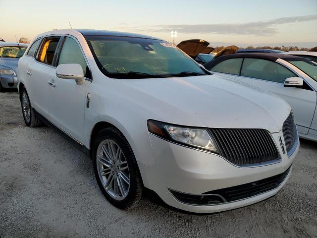 LINCOLN MKT 2016 with VIN 2LMHJ5AT1GBL01035 - Photo from auction