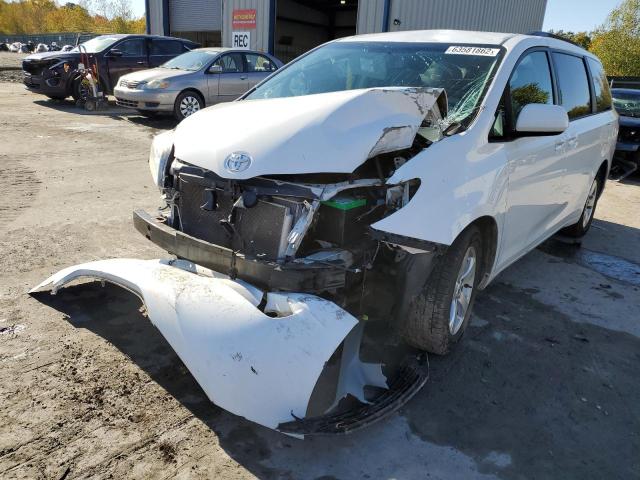Photo 2 from auction – 2013 TOYOTA SIENNA LE with VIN 5TDKK3DC3DS384318