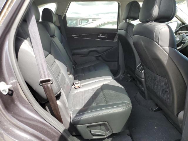 Photo 6 from auction – 2016 KIA SORENTO EX with VIN 5XYPH4A11GG040551