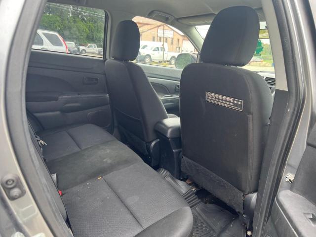 Photo 6 from auction – 2012 MITSUBISHI OUTLANDER with VIN JA4AP3AU7CZ005838