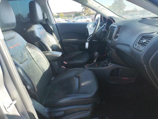 Photo 5 from auction – 2019 JEEP COMPASS TR with VIN 3C4NJDDB3KT780121