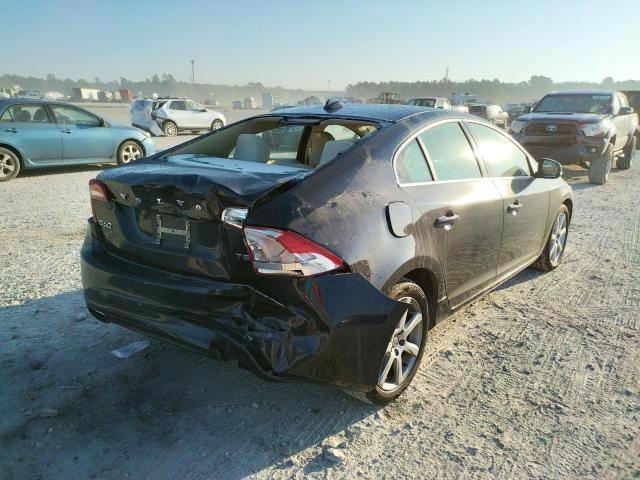 Photo 4 from auction – 2016 VOLVO S60 PREMIE with VIN YV126MFK6G2397648