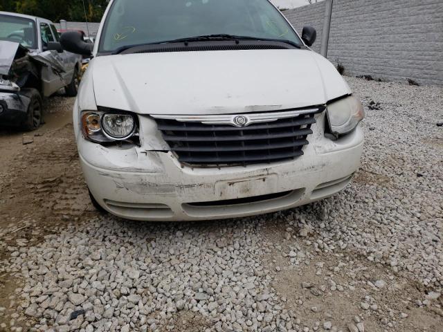 Photo 9 from auction – 2007 CHRYSLER TOWN & COU with VIN 2A4GP44R47R301813