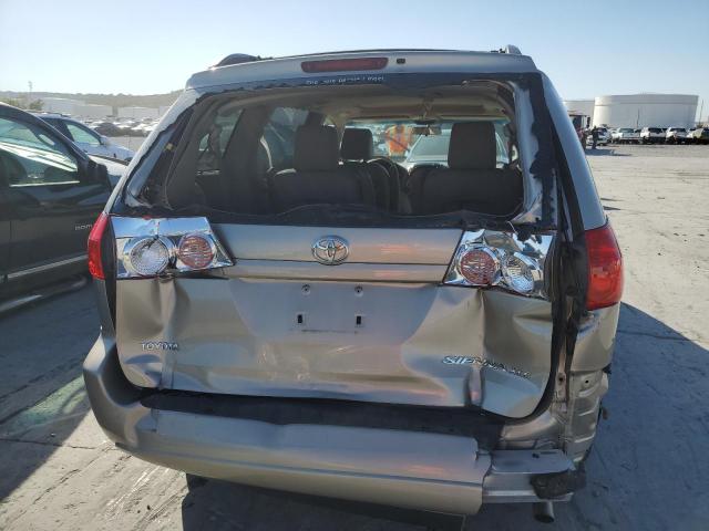 Photo 9 from auction – 2010 TOYOTA SIENNA XLE with VIN 5TDYK4CC2AS313804