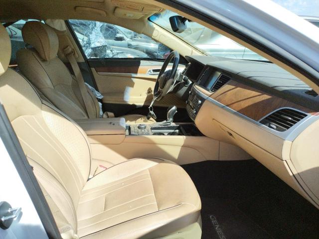 Photo 5 from auction – 2015 HYUNDAI GENESIS 3. with VIN KMHGN4JE6FU026763