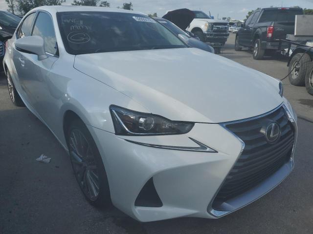 LEXUS IS 200T 2017 с VIN JTHBA1D22H5052878 - Фото с аукциона