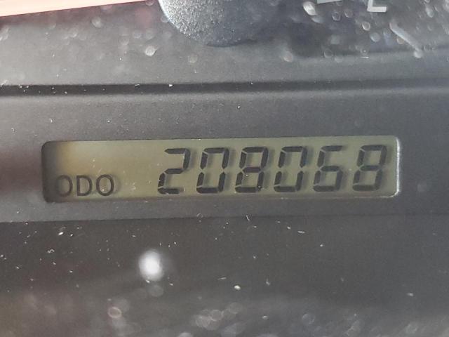 Photo 8 from auction – 2002 TOYOTA CAMRY LE with VIN 4T1BE32K82U518424