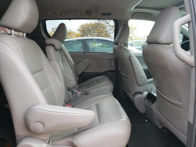 Photo 6 from auction – 2015 TOYOTA SIENNA XLE with VIN 5TDYK3DC0FS680295