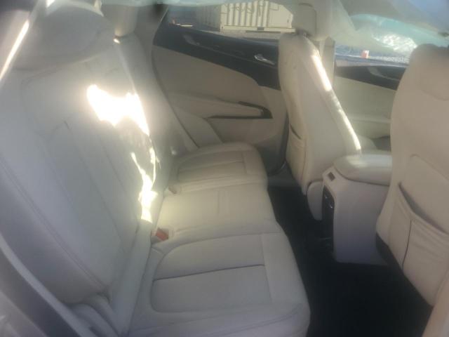 Photo 6 from auction – 2017 LINCOLN MKC BLACK with VIN 5LMTJ4DHXHUL72346