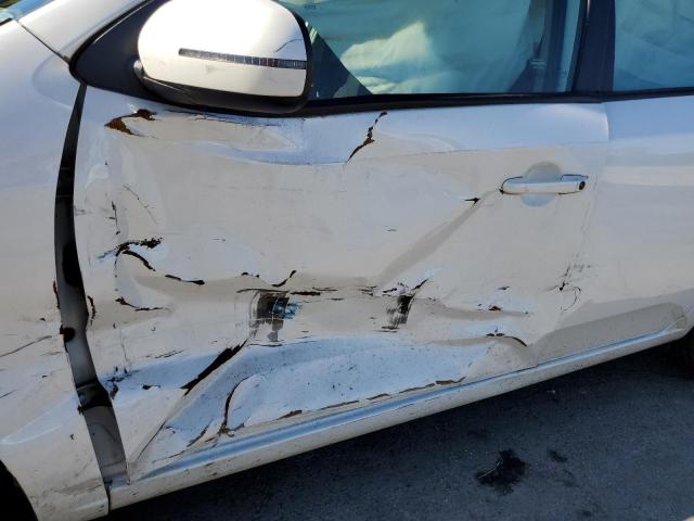 Photo 10 from auction – 2013 KIA FORTE EX with VIN KNAFU4A27D5728717