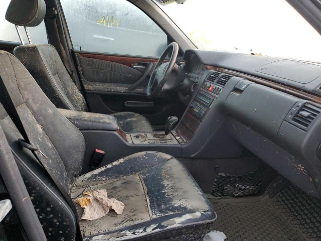 Photo 5 from auction – 2002 MERCEDES-BENZ E 430 with VIN WDBJF70J42B396041