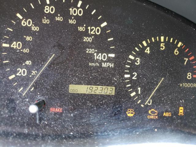 Photo 8 from auction – 2001 LEXUS RX 300 with VIN JTJGF10UX10109831