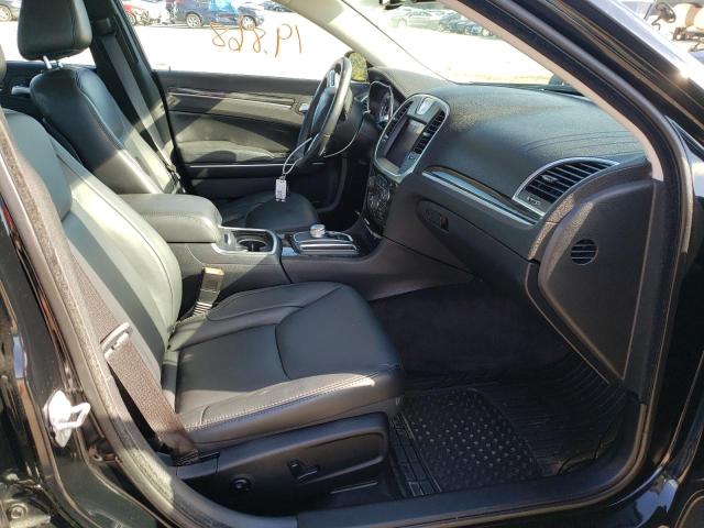 Photo 5 from auction – 2017 CHRYSLER 300 LIMITE with VIN 2C3CCAAGXHH647510