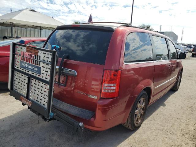 Photo 4 from auction – 2010 CHRYSLER TOWN & COU with VIN 2A4RR5DX6AR151282