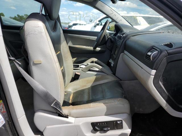 Photo 5 from auction – 2006 PORSCHE CAYENNE S with VIN WP1AB29P16LA68324