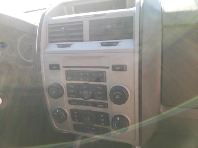 Photo 9 from auction – 2009 FORD ESCAPE XLT with VIN 1FMCU93G49KA04144