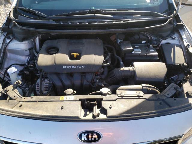 Photo 7 from auction – 2017 KIA FORTE LX with VIN 3KPFK4A75HE110326