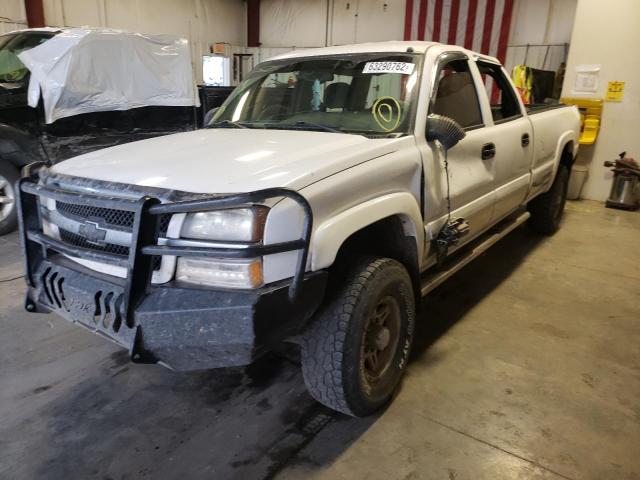 Photo 2 from auction – 2004 CHEVROLET SILVERADO with VIN 1GCHK23114F136492