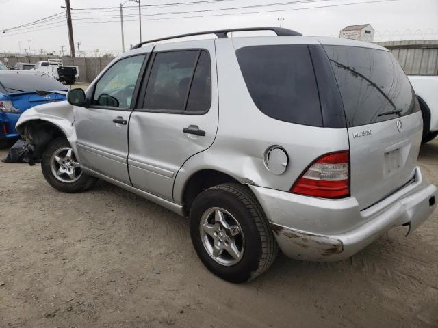 Photo 2 from auction – 2000 MERCEDES-BENZ ML 320 with VIN 4JGAB54E7YA173260