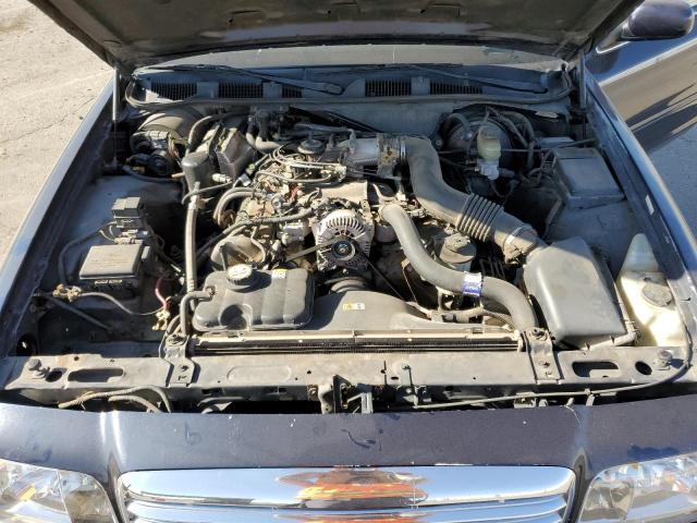 Photo 7 from auction – 2001 FORD CROWN VICT with VIN 2FAFP74W61X131374