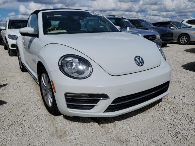 VOLKSWAGEN BEETLE S 2019 with VIN 3VW5DAAT3KM504063 - Photo from auction