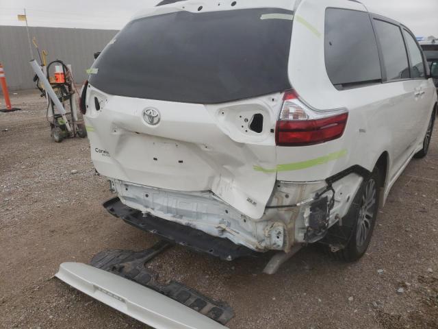 Photo 9 from auction – 2018 TOYOTA SIENNA XLE with VIN 5TDYZ3DC2JS949160