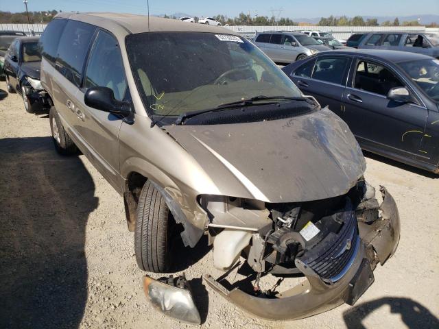 CHRYSLER TOWN & COU 2002 with VIN 2C8GP54L82R781949 - Photo from auction